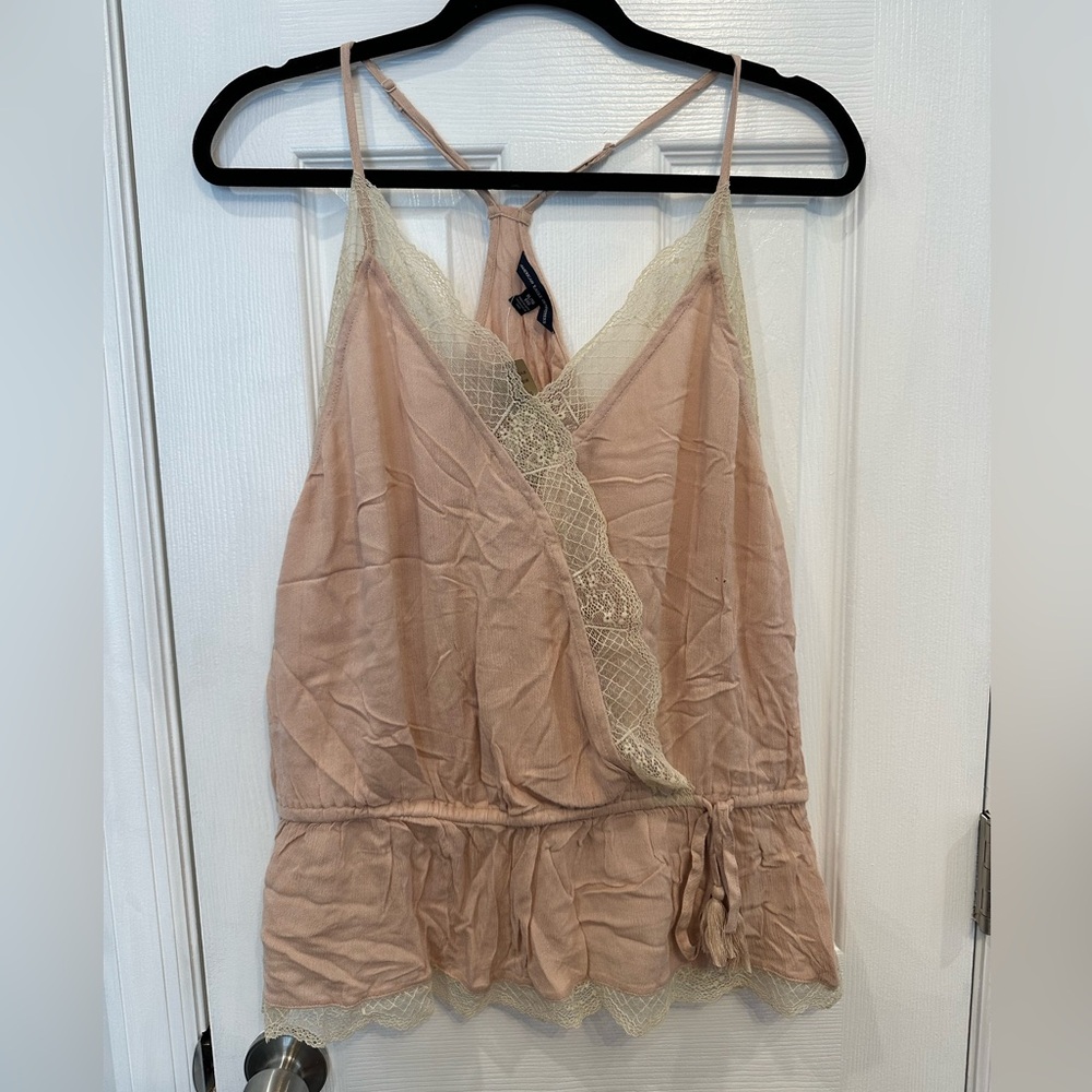American Eagle Outfitters top size XL